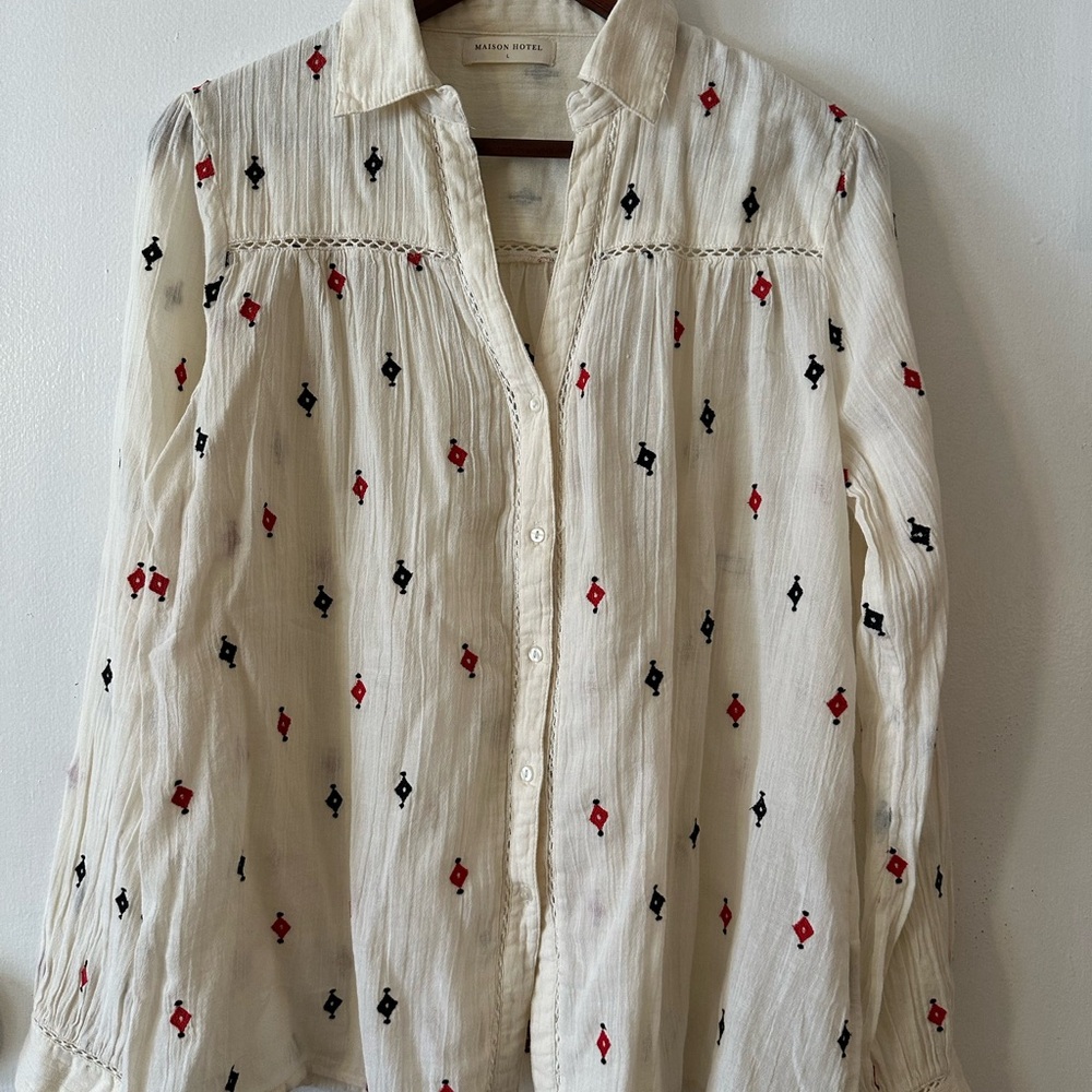 NWOT - Maison Hotel White Button-Up Shirt with Red and Black/blue Embroidery